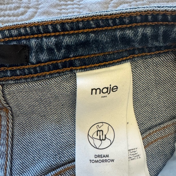 Denim Ruffle Hem Women Shorts - Picture 3 of 6